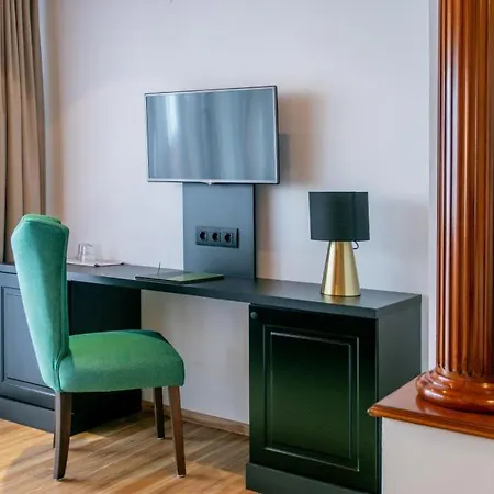 Seelos سيفيلد ان تيرول