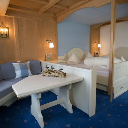 Seelos Hotel 4*