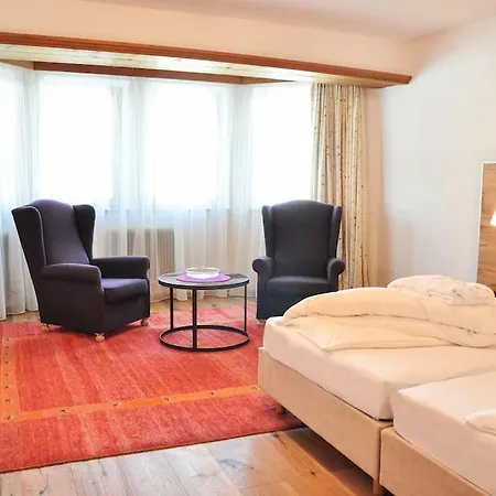 Ξενοδοχείο Seelos Ζέεφελντ